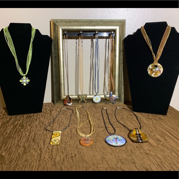 Necklaces - Picture 1 of 7